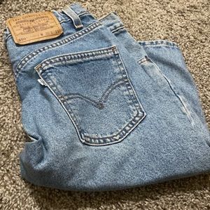 Vintage Levi’s denim jorts